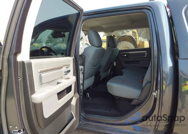 1C6RR7LT2FS673419: 43106009