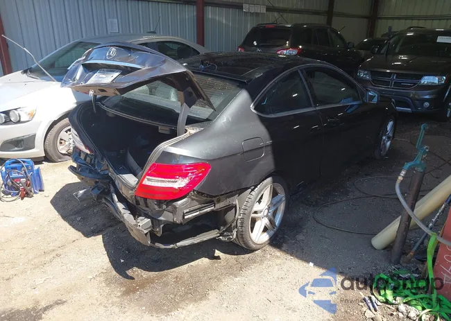 WDDGJ4HB9EG282958: 43106010