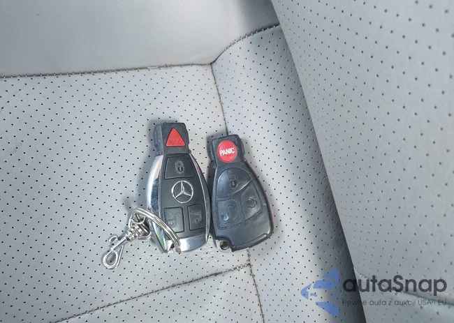 WDBLK70G11T084244: 43107114