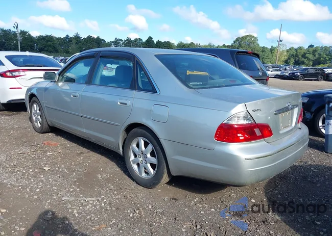 4T1BF28B83U307403: 43107177