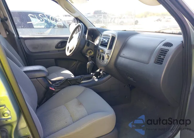 1FMYU93146KA04268: 43107212