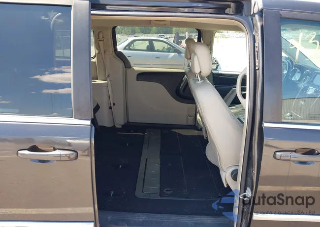 2C4RC1BG4CR307356: 43107318