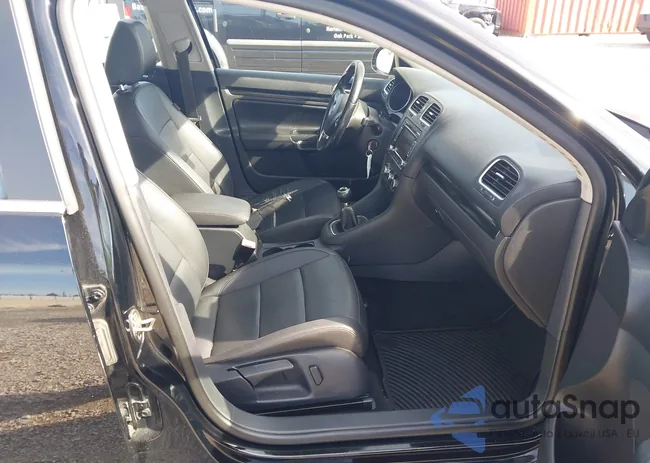 3VWML7AJ8BM637093: 43107372