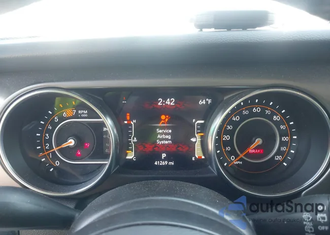 1C4HJXDN5PW681679: 43107498