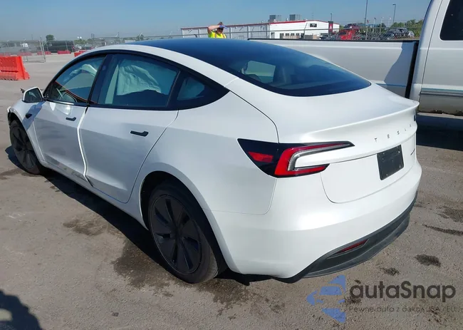 5YJ3E1EB5RF818532: 43107689