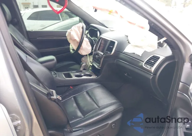 1C4RJEBG2JC130633: 43106709