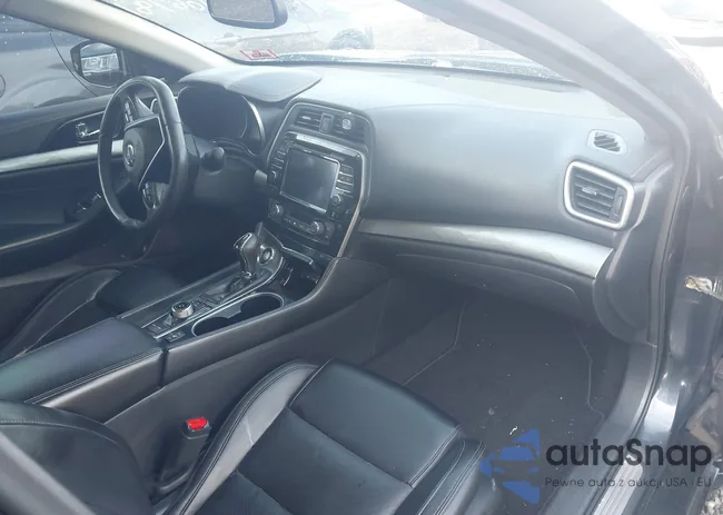 1N4AA6AP2HC440558: 43106781