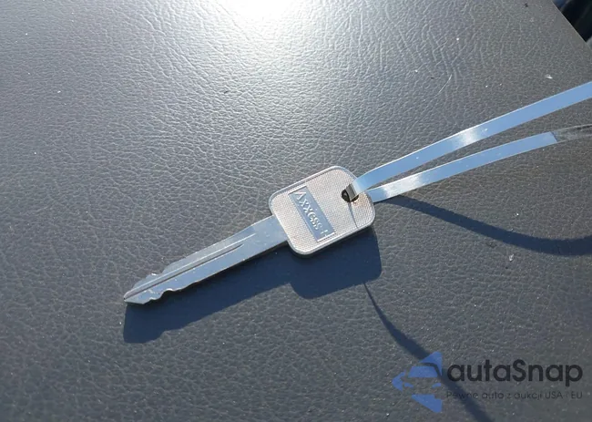 1FTNE24W35HB42756: 43106884