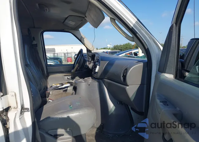 1FTNE24W35HB42756: 43106884