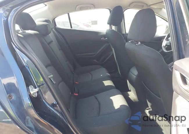 3MZBM1V77EM111154: 43108148