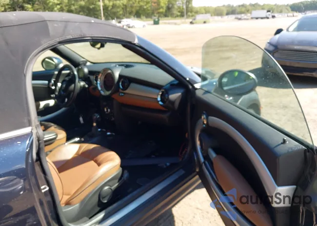 WMWSY3C58CT144261: 43108314