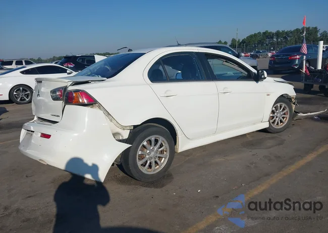 JA32U2FU1DU001402: 43108471