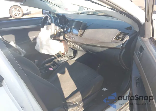 JA32U2FU1DU001402: 43108471