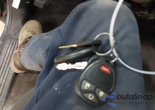 1GCSKSE35AZ118236: 43108607