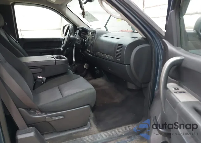 1GCSKSE35AZ118236: 43108607