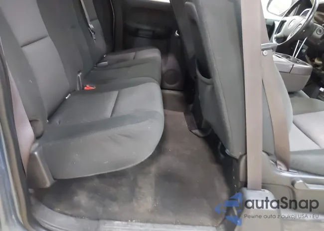 1GCSKSE35AZ118236: 43108607