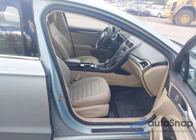 3FA6P0LU2DR381933: 43108625