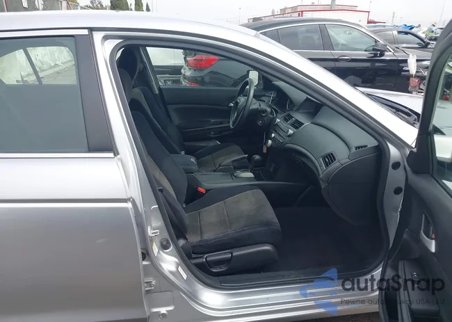 JHMCP26488C056968: 43107719