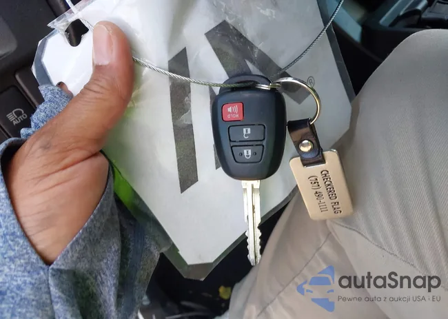 3TMCZ5AN4KM286963: 43107725