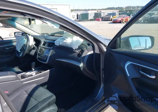 1N4AL3AP0JC284566: 43107736