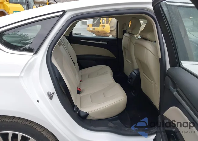 3FA6P0D90JR268780: 43107785