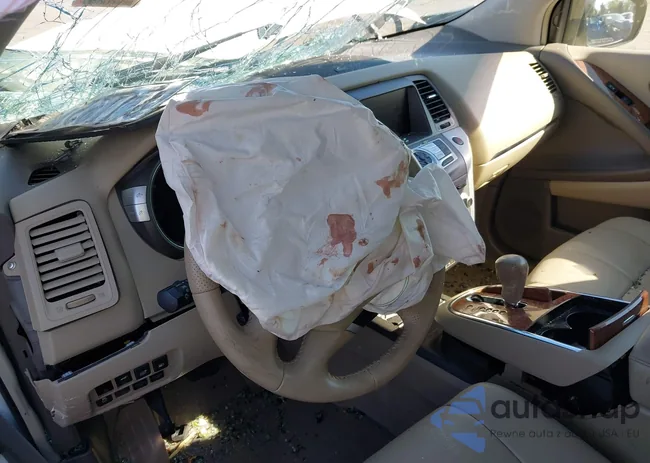 JN8AZ1MWXDW311599: 43107831