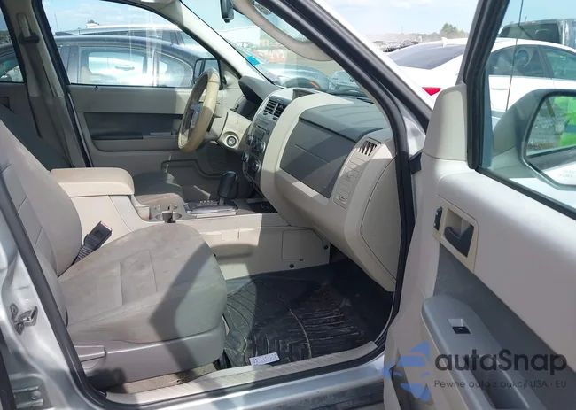 1FMCU03769KB63257: 43107896