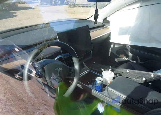 5YJ3E1EA4PF569743: 43107950