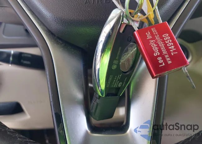 WDDGF4HB4DR264775: 43108061