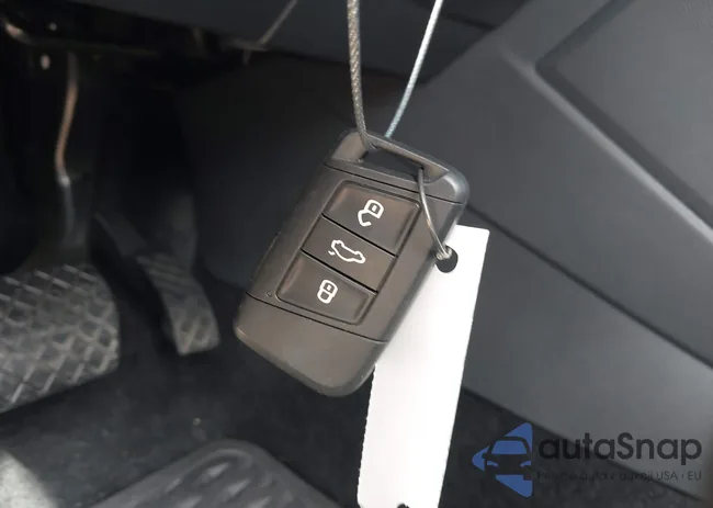 3VV8X7B2XRM095961: 43108079