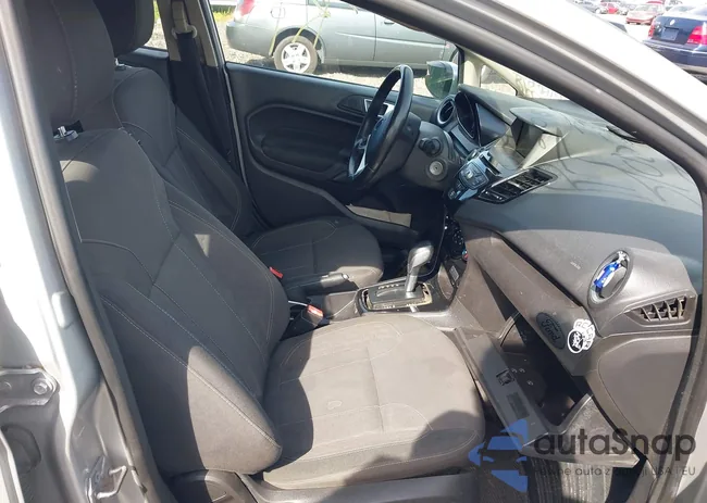 3FADP4BJ5FM200748: 43108098