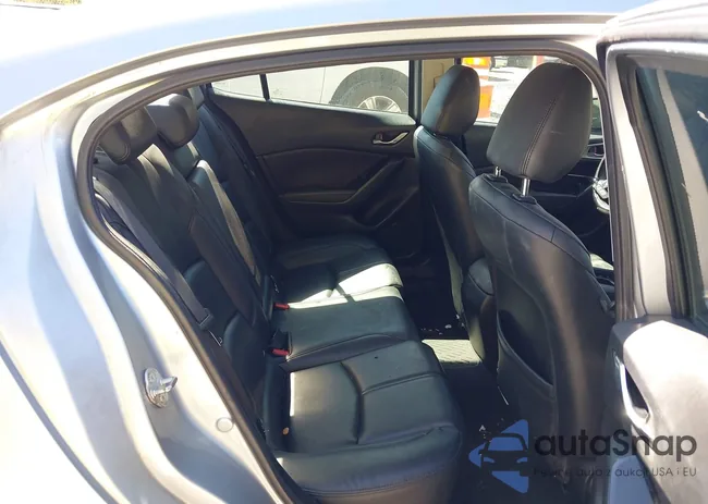 3MZBN1V34JM193283: 43109231