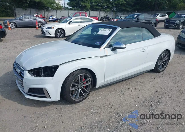 WAUY4GF55JN015033: 43109362