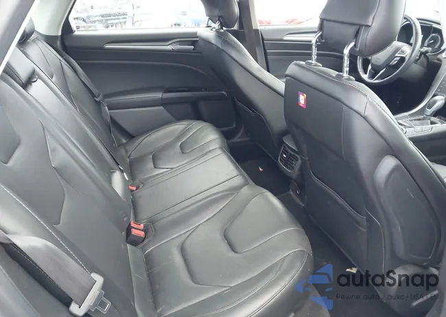 3FA6P0K92ER174814: 43109385