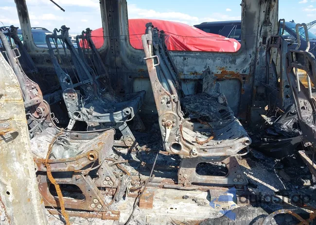 1FBAX2CG1HKB19877: 43109402