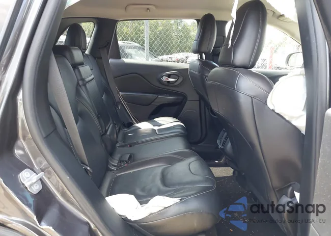 1C4PJLDB9GW363185: 43109435