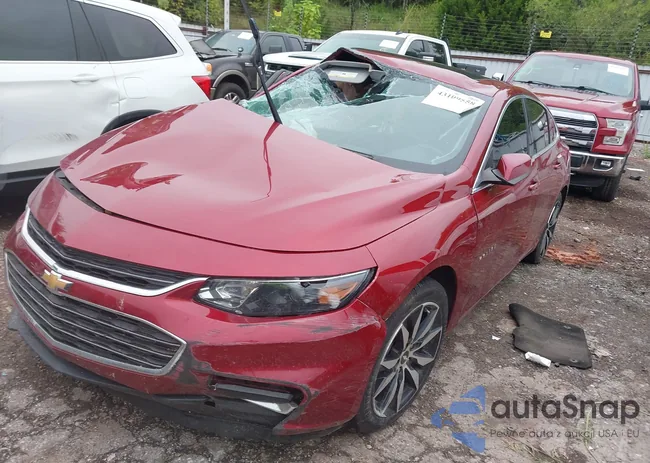 1G1ZD5ST3JF279015: 43109558