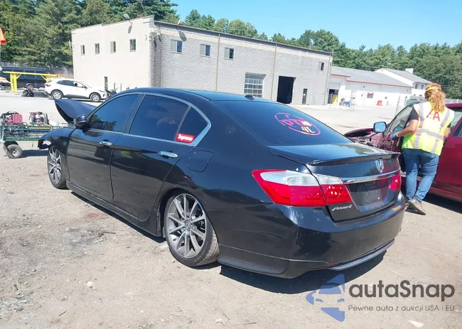 1HGCR2F86DA267673: 43109565