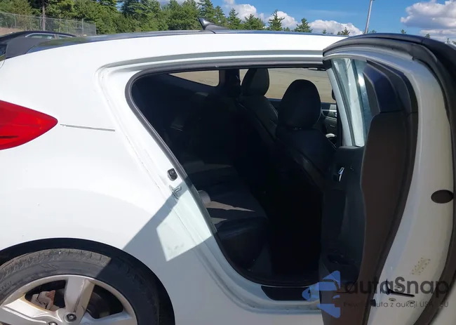 KMHTC6ADXEU199093: 43109623