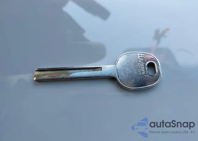 KMHTC6ADXEU199093: 43109623