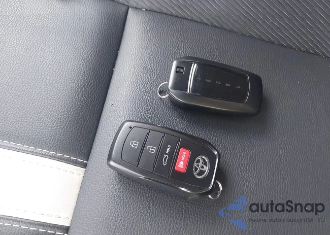 4T1DBADK3SU009702: 43108946