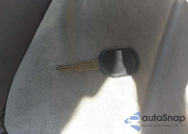 1FMFU17556LA52135: 43109034