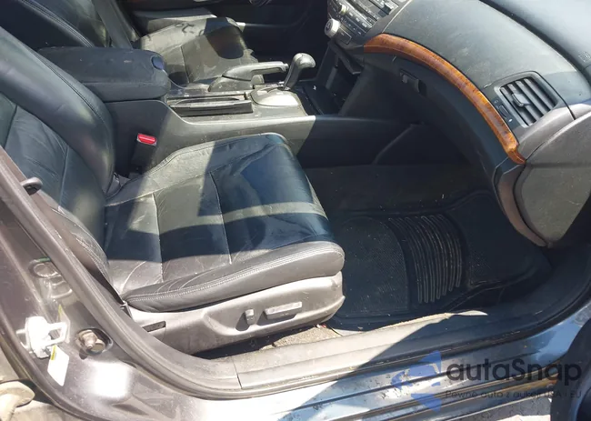 1HGCP2F8XBA012804: 43109041