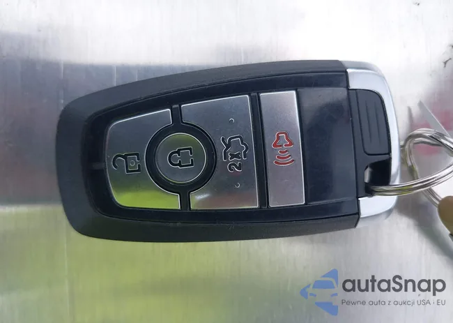 1FA6P8CF6R5418136: 43109061