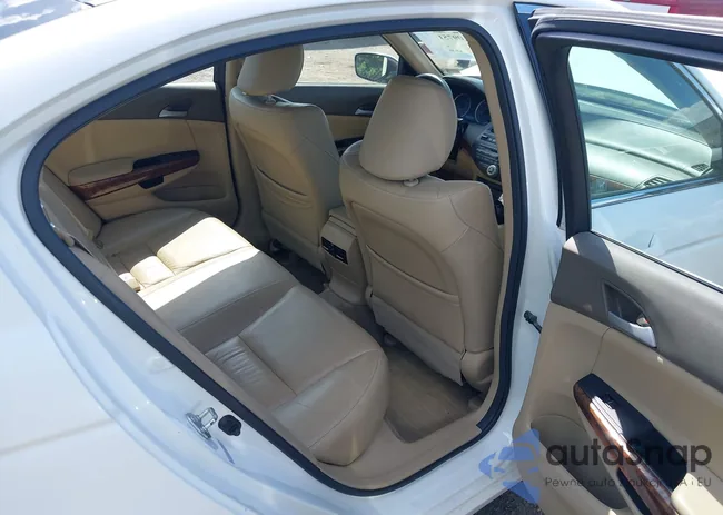 1HGCP2F80AA125434: 43109751