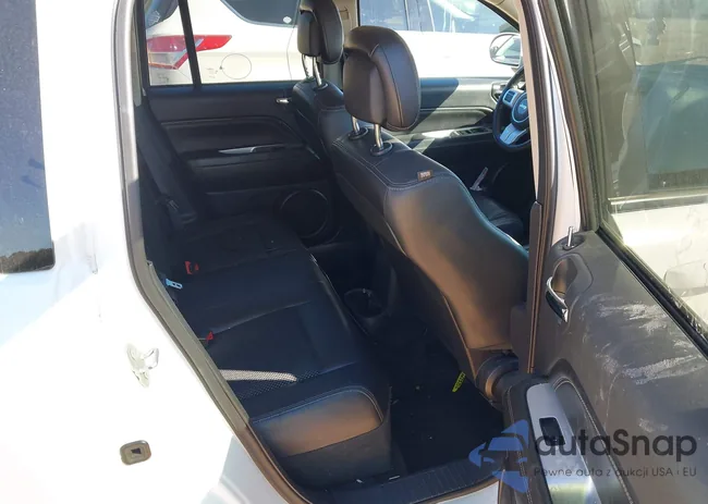 1C4NJDEB9GD597723: 43109802