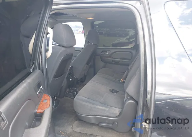 1GNFC160X8R252335: 43109812