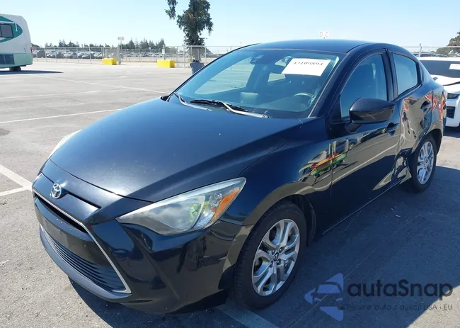 3MYDLBYV6JY316421: 43109894