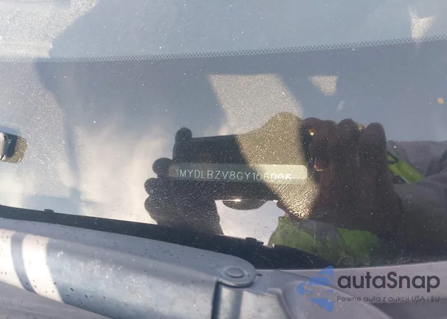 3MYDLBZV8GY106006: 43110101