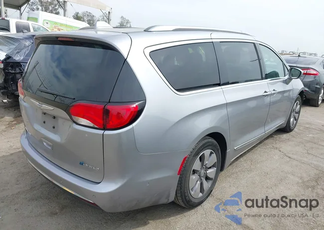 2C4RC1N71JR213556: 43111121